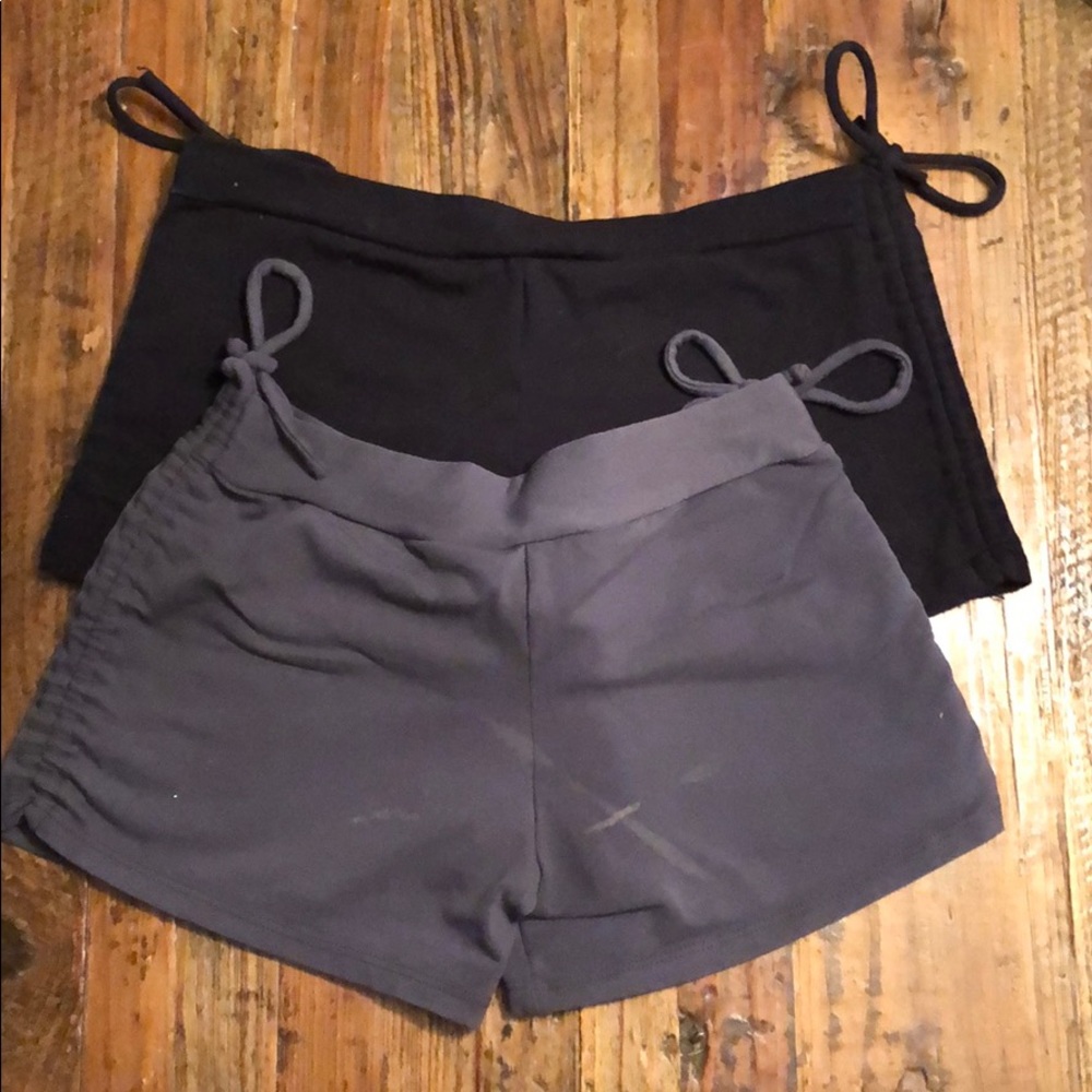 2 used Shakti bikram yoga bottoms- nice condition - Picture 4 of 8